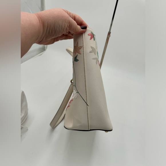 CALVIN‎ KLEIN White Floral Printed Tote - Picture 6 of 8